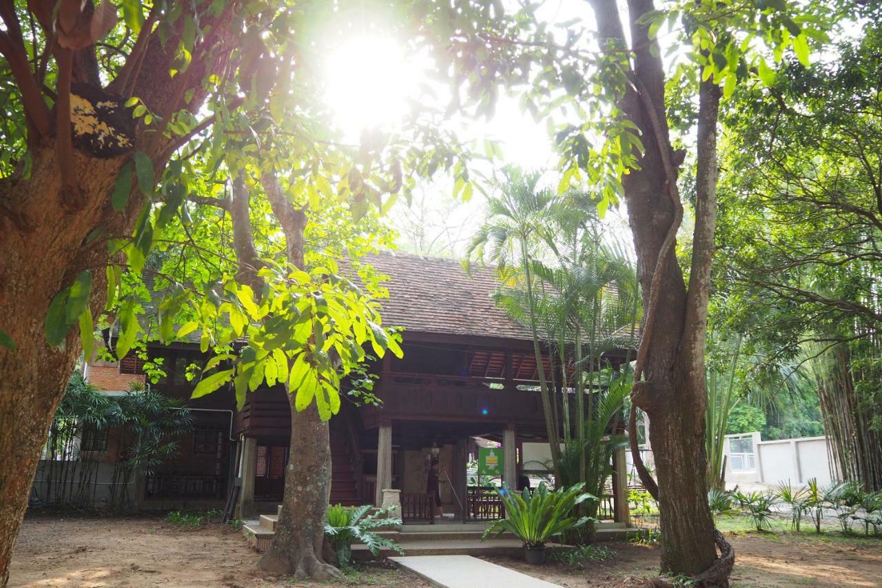 Insight Hostel Chiang Mai Exterior foto