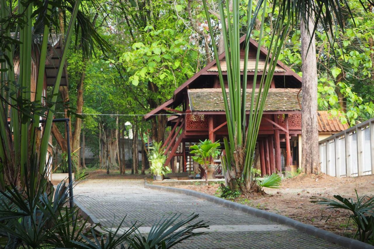 Insight Hostel Chiang Mai Exterior foto