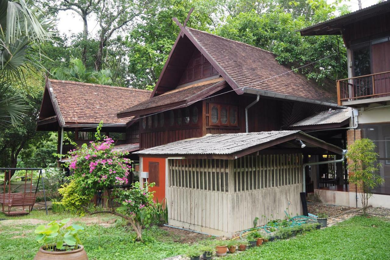 Insight Hostel Chiang Mai Exterior foto